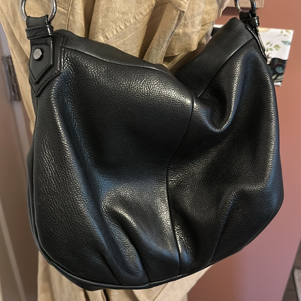 Margot Adelle Black Leather shoulder zipper 2-compartments flap pockets purse - Picture 6 of 16